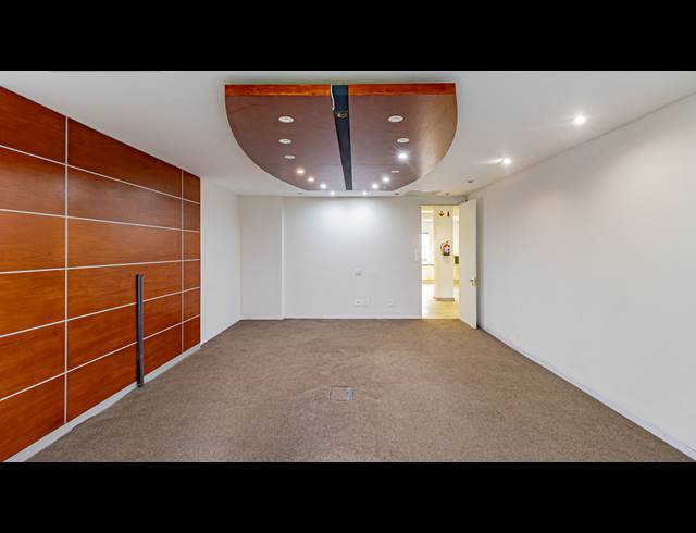 244M² OFFICE TO LET IN FERNDALE